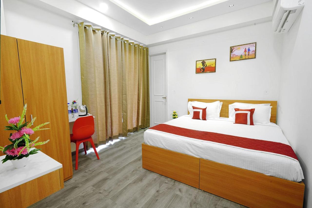 Octave Orchid Vista Hotel Gurgaon Exterior foto